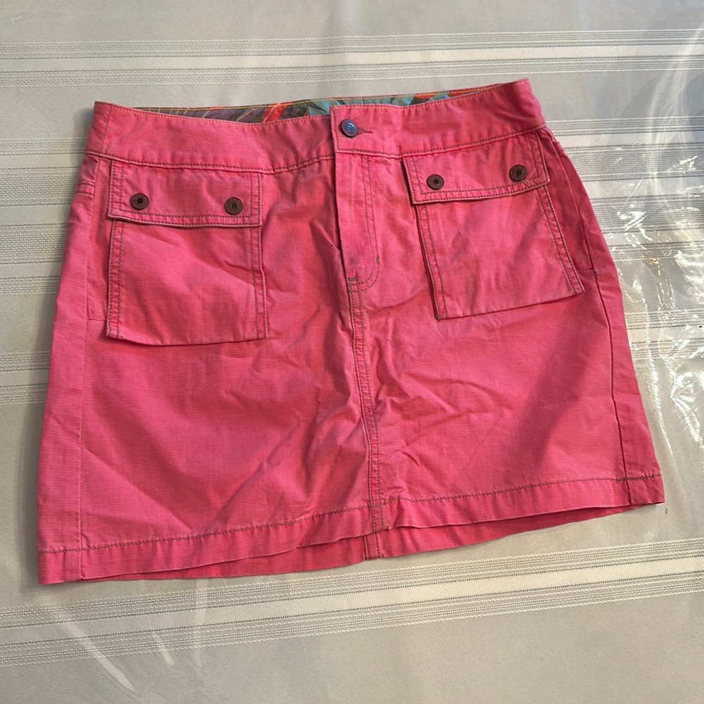 Woman’s GAP 💯% cotton pink skirt , size 8.
